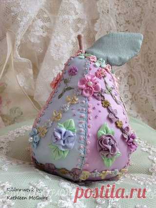 ГРУШКИ-ИГОЛЬНИЦЫ