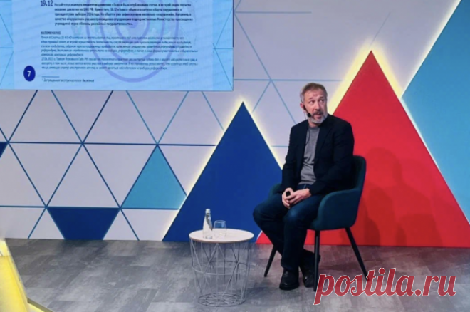 Итоги года. Политолог Алексей Чеснаков выступил на выставке-форуме "Россия". Научный руководитель Центра политической конъюнктуры Алексей Чеснаков выступил на площадке студии ЭИСИ, расположенной на международной выставке-форуме "Россия". Он подвёл политические итоги недели и обсудил подготовку к президентской кампании.