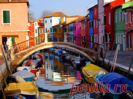 Бурано-красочный островной квартал Венеции