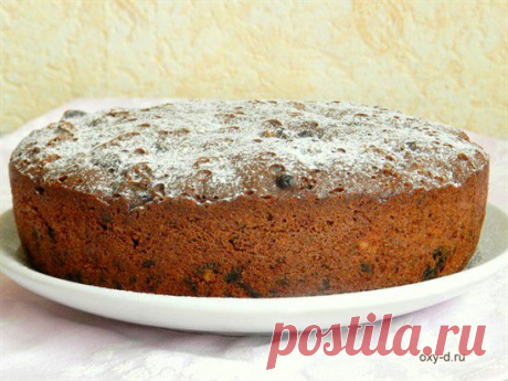 Пирог с черносливом и орехами