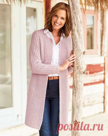 Longline Cable Cardigan A flattering longline layer with striking cable knit to the back, ribbed cuffs and hem. A single hook and eye fastening at the neck and handy pockets makes it the perfect practical weekender. Length approx 33" (84cm)Machine Washable100% Acrylic