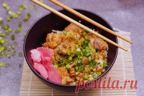 Оякодон - Пошаговый рецепт с фото своими руками Оякодон - Простой пошаговый рецепт приготовления в домашних условиях с фото. Оякодон - Состав, калорийность и ингредиенти вкусного рецепта.