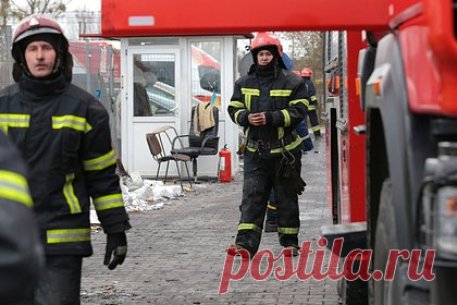 В Кривом Роге произошли взрывы. В городе Кривой Рог Днепропетровской области Украины произошли взрывы. При этом местные власти пока не комментировали данную информацию. По данным онлайн-карты украинского министерства цифровой трансформации, сигнал воздушной тревоги звучит в Днепропетровской, Кировоградской и Николаевской областях республики.
