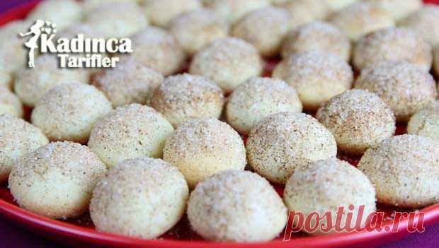Tarçınlı Fındık Kurabiye Tarifi Tarçınlı Fındık Kurabiye Tarifi İçin Malzemeler
(2 tepsi)

	250 gram margarin (oda sıcaklığında),
	4 yemek kaşığı pudra şekeri,
	1 su bardağı nişasta,
	1 çay bardağı sıvı
