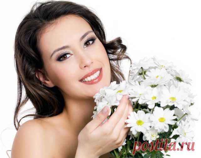 В 45 - ЯГОДКА ОПЯТЬ
«Если прекрасное лицо - это рекомендательное письмо, то прекрасное сердце - это верительная грамота.»
Эдуард Джордж Булвер-Литтон.