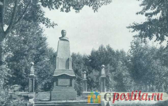 Лодейное поле, Россия - Памятник С. М. Кирову - 1967-й год - г3343 | GRADY.ru