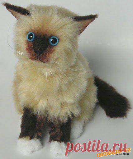 Шьем кошку из искуственного меха