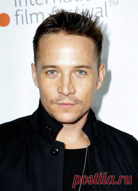 Трэвис Аарон Уэйд, 27 сентября, 1975