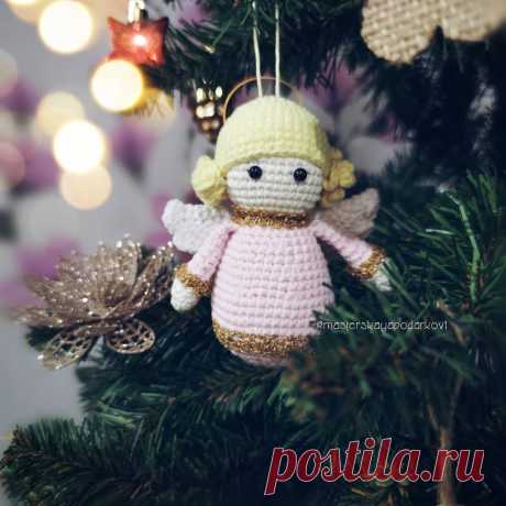 PDF Ангелок крючком. FREE crochet pattern; Аmigurumi doll patterns. Амигуруми схемы и описания на русском. Вязаные игрушки и поделки своими руками #amimore - ангел, маленький ангелок, ангелочек, кукла, куколка, девочка, украшение.