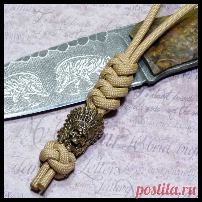 Темляк для ножа . Бусина "Вождь индейцев " .