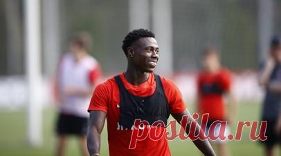 Колосков: без Промеса «Спартаку» будет гораздо труднее бороться за чемпионство. Почётный президент Российского футбольного союза Вячеслав Колосков считает, что без задержанного в ОАЭ Квинси Промеса московскому «Спартаку» будет непросто вернуться в гонку за победу в чемпионате России. Читать далее