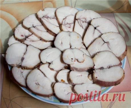 Пастрома из куриной грудки в винном маринаде
