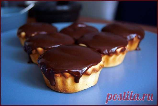 Как приготовить сливочные пирожные с шоколадом - рецепт, ингридиенты и фотографии