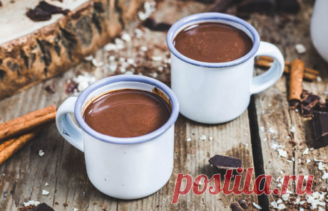 Горячий шоколад с миндальным пюре