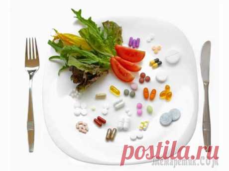 9 продуктов и лекарств, которые нельзя употреблять вместе... 
Все мы знаем, что лекарства нужно принимать по строгим правилам, которые касаются не только дозировки и системы приема, но и рациона питания на время лечения.
Мы составили 9 пар продуктов и лекарств,…