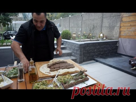Сочный кебаб из баранины и салат из овощей на углях - YouTube