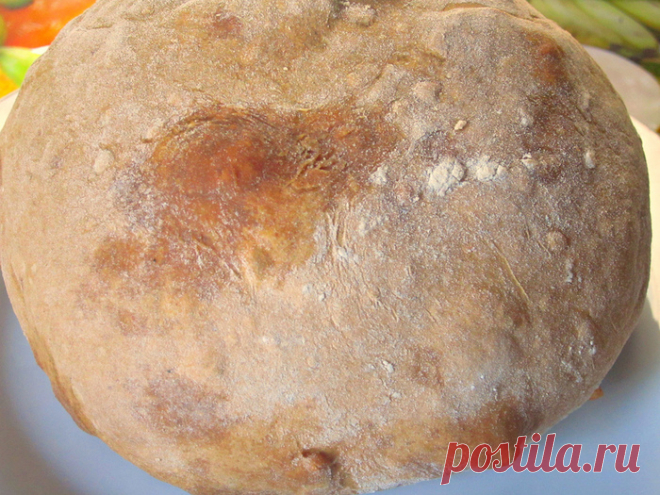 Паляница со шкварочками и чесноком Танцы от плиты и до компа !!!

Это из детства.Раньше помню пекли,дома в деревне. Я их вкус  хорошо помню. Рецепт не знаю точно, но - полагаясь на свой опыт и чутье - решила приготовить 