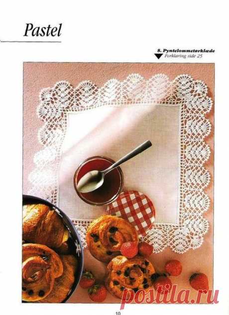 Вяжем красивые салфетки крючком.