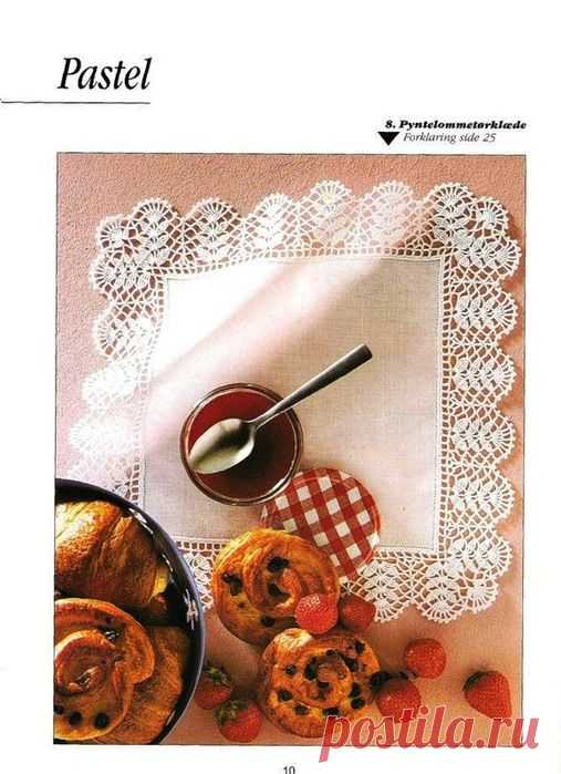 Вяжем красивые салфетки крючком.