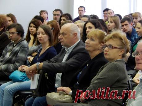 16 сентября в 15.00 в конференц-зале Ярославской областной научной библиотеки имени Н.А.Некрасова состоится мероприятие «Толгская обитель: от забвения до возрождения», посвящённое 700-летию Ярославского Свято-Введенского Толгского монастыря. Темой его станет судьба архитектурного памятника в ХХ веке.