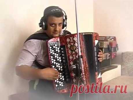 Бессаме мучо