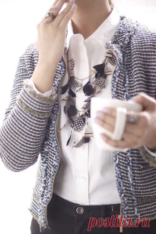 Бусы из перышек / Украшения и бижутерия / Модный сайт о стильной переделке одежды и интерьера