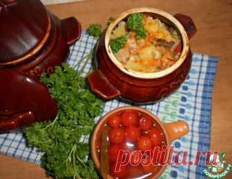 Горшочки с картофелем, мясным ассорти и грибами – кулинарный рецепт
