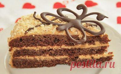 Шоколадно-ореховый торт «Брауни» : Торты, пирожные