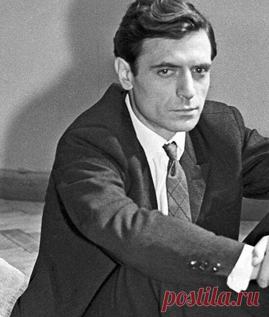 Александр Лазарев, 3 января, 1938
 • 2 мая 2011