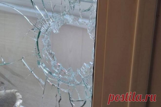 Четыре дома в Шебекино повреждены в результате обстрела ВСУ. Белгородский губернатор сообщил о новой украинской атаке на российские территории.