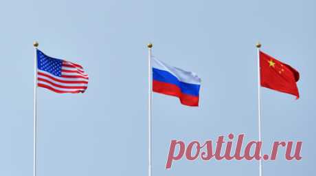 TAC: США по глупости провоцируют одновременную конфронтацию с Россией и Китаем. Вашингтон по глупости создаёт стратегическое перенапряжение и провоцирует одновременную конфронтацию с Москвой и Пекином. Об этом пишет Тед Гален Карпентер в материале для The American Conservative. Читать далее