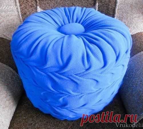 Напольная подушка-пуф