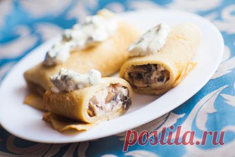 Рецепт блинов с курицей, сыром и грибами