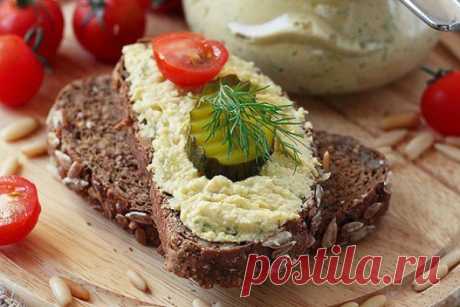 Паштет из куриной грудки с тыквой и кедровыми орехами