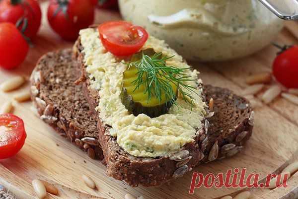 Паштет из куриной грудки с тыквой и кедровыми орехами