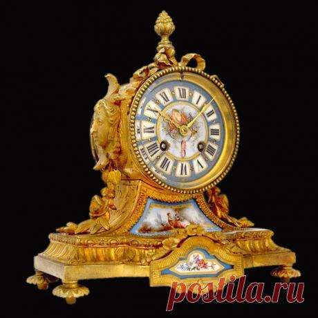 БУДУАРНЫЕ ЧАСЫ ЭПОХИ РЕНЕССАНСА СЕВР
Франция, XIX век
