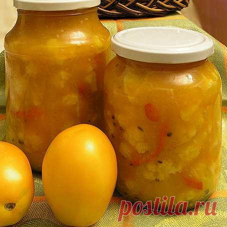 Цветная капуста в томате Ингредиенты:

1,3кг спелых томатов
1 кг цветной капусты
1 ст.л. крупной соли
1 ст.л. сахара
1 красный жгучий перец
1 ч.л. семян фенхеля
1 ч.л. семян кориандра
2 веточки базилика (сельдерея)

Томаты об…