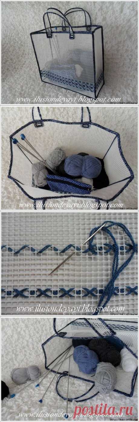 Сумка из пластиковой канвы. Замечательно!