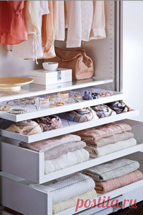 22 ОФИГЕННЫХ ПРИМЕРА, КАК СКЛАДЫВАТЬ ВЕЩИ В ШКАФУ — Жизненно