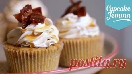 Рецепт капкейков с беконом

Хотите верьте, хотите, нет, но вот есть и такие десерты... Рецепт капкейков с беконом от Джеммы - готовьте, наслаждайтесь, удивляйте и удивляйтесь!
Соленые и сладкие одновременно - от этих капкейков невозможно отказаться! Одним словом, что-то вроде рая капкейков на Землe

Готовит уже известная нам Джемма Королева кексов - протеже и коллега Джейми Оливера.