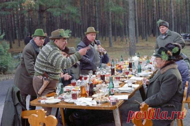 Самые высокооплачиваемые в СССР профессии / Назад в СССР / Back in USSR