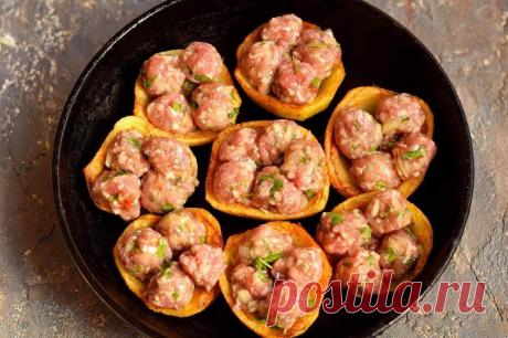 Картофельные лодочки с мясными шариками
Рецепт отличается своей оригинальностью и изысканностью. Интересная подача простых продуктов позволяет сотворить новое, очень аппетитное блюдо. Из картофеля формируем лодочки, заполняем их мясными шариками, добавляем …
Читай дальше на сайте. Жми подробнее ➡