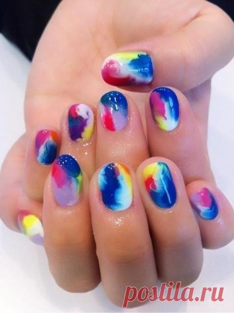 Дизайн ярких ногтей: летние идеи Любая девушка хочет выглядеть эффектно и впечатляюще, особенно летом. Ведь именно в этот время года хочется носить самые яркие и красивые вещи. Поэтому маникюр должен быть запоминающимся и привлекающим внимание окружающих. Как же создать красивый яркий дизайн ногтей, передающий летнее, радостное настроение?Подготовительный этап. Что нужно сделать перед нанесением лака-основы?Прежде всего, стоит понимать, что создание красивого маникюра – эт...