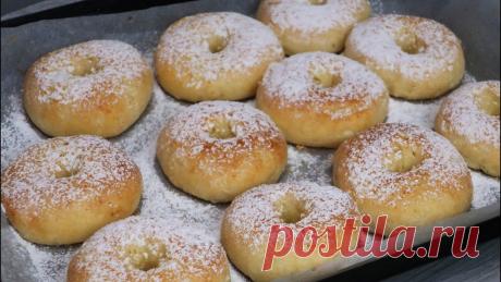 Мягкие творожные пончики без жарки. Выпечка с творогом | Кулинарка Пульс Mail.ru А сегодня мы будем готовить мягкие, вкусные творожные пончики, но приготовим мы их в духовке. Это отличная альтернатива для тех кто не любит жарить в масле, но не хочет отказываться от любимого...