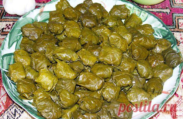 Фаршированные листья винограда (Далма) - пошаговый рецепт приготовления с фото