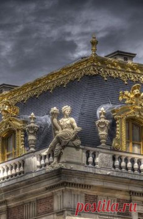Roof Detail, Palace of Versailles