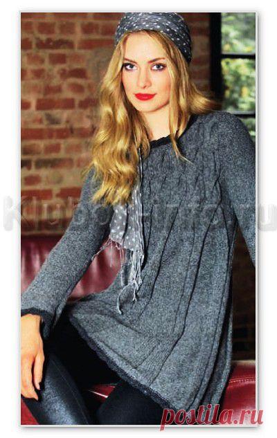 Женское вязание спицами. Расклешенная туника с длинными рукавами и рельефным узором с косами. Размеры: S (М) L