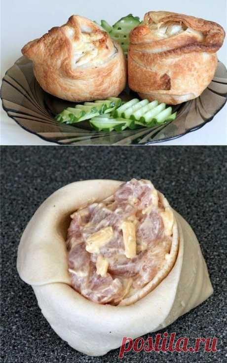 Закусочные слойки с курицей и сыром