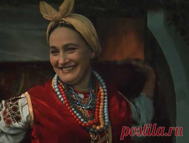 Людмила Хитяева в образе Солохи "Вечера на хуторе близ Диканьки", 1961 год.