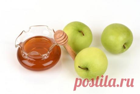 Безупречная, чистая и прозрачная кожа, благодаря отварному яблоку - Упражнения и похудение 100% результат! Сегодня я расскажу о волшебной маске для отбеливания кожи. С этой маской вы получите безупречную, чистую, прозрачную, светящуюся и яркую кожу всего за 7 дней. Это средство очень эффективно для постоянного отбеливания кожи с любыми черными пятнами. Для достижения наилучших результатов используйте его 2-3 раза в неделю. Ингредиенты- 1 яблоко 1 столовая ложка йогурта 1 столовая …